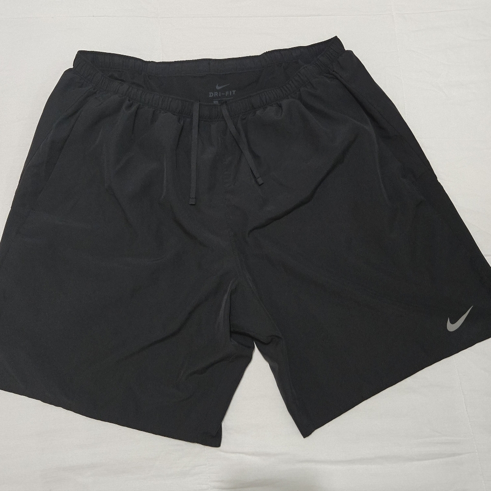 Nike  Challenger Running Black Athletic Shorts